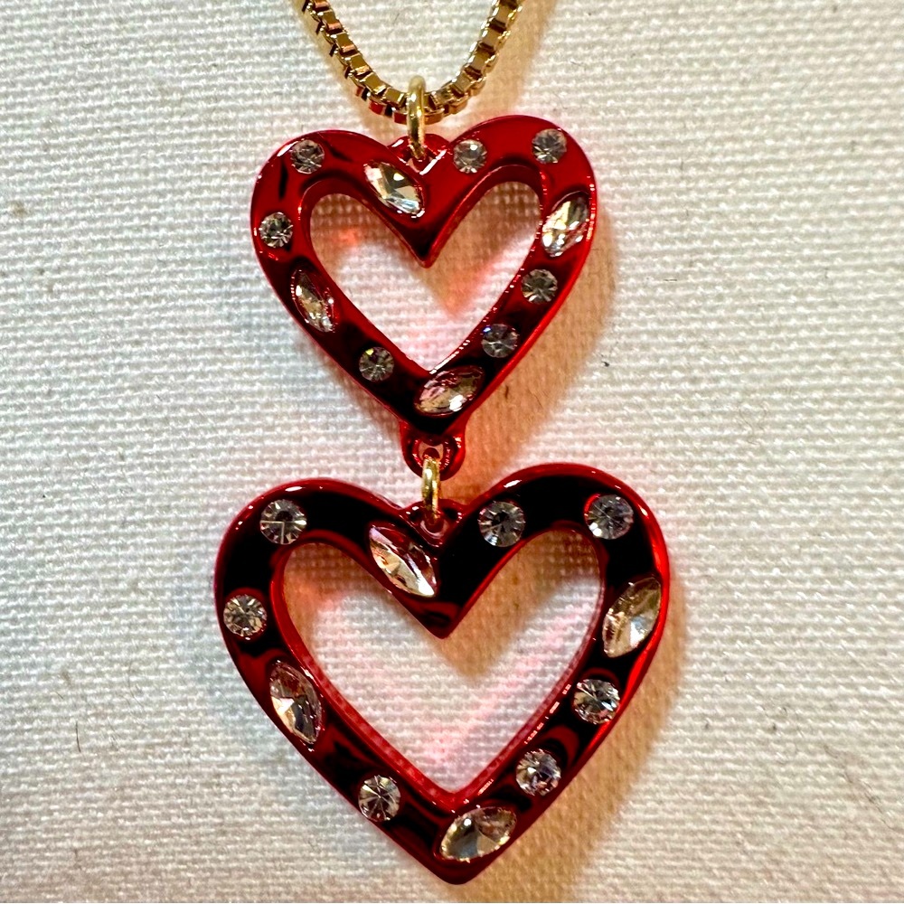 Karl Lagerfeld Paris Heart Pendant Necklace NWT - Picture 2 of 6